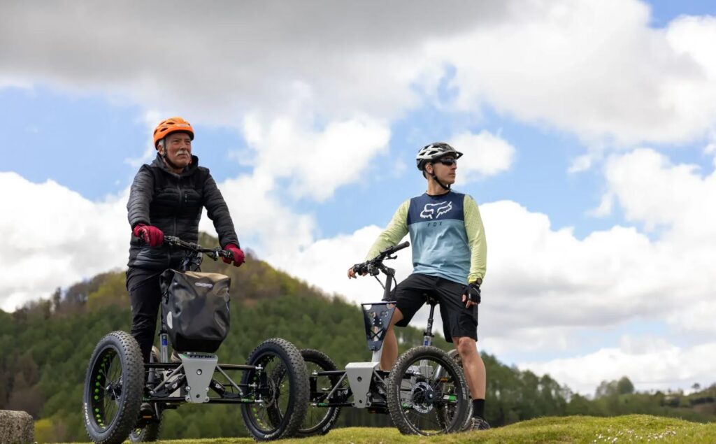Triciclo eléctrico de montaña FST EVO