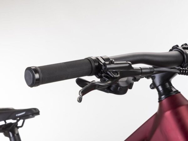 Manillar y maneta de freno Shimano de la bicicleta eléctrica Conor KIRK roja