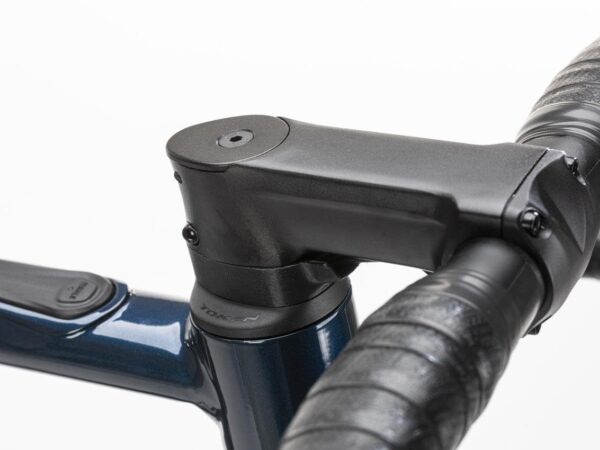 Potencia de aluminio semi-integrada y manillar road de la Conor E-RUSH