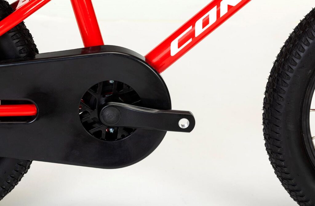 Cubrecadenas integral y biela de la bicicleta infantil Conor KID 16 pulgadas roja