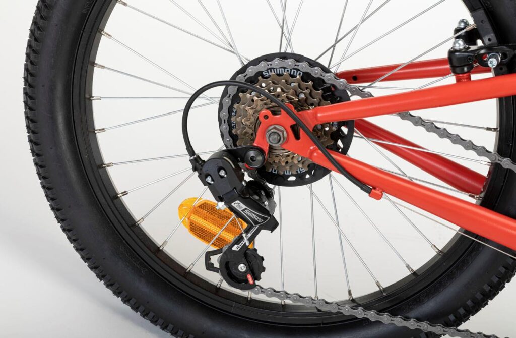 Cambio trasero Shimano Tourney y piñón de 6 velocidades de la bicicleta infantil Conor KID 20 rojo
