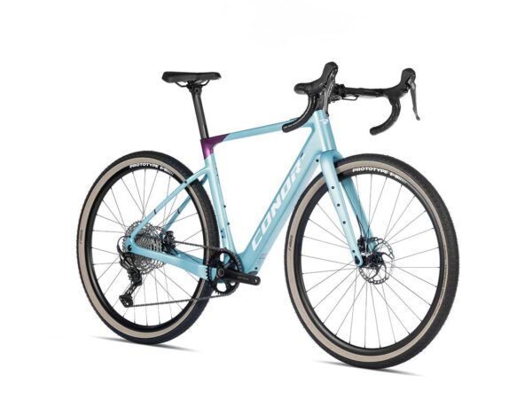 Conor WRC E-SELVA GRX 610, gravel eléctrica de carbono con motor Mahle X20, vista en tres cuartos