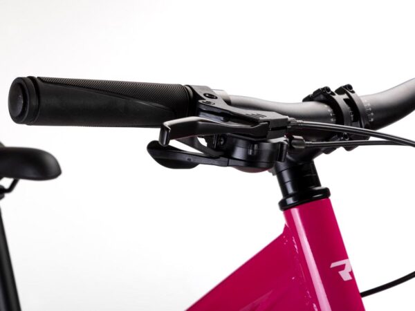 Mando de cambio Shimano de 7 velocidades y maneta de freno de la Conor Junior 24 mixta fucsia